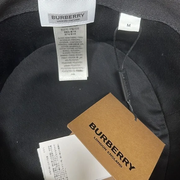 Burberry hat - Picture 3 of 3